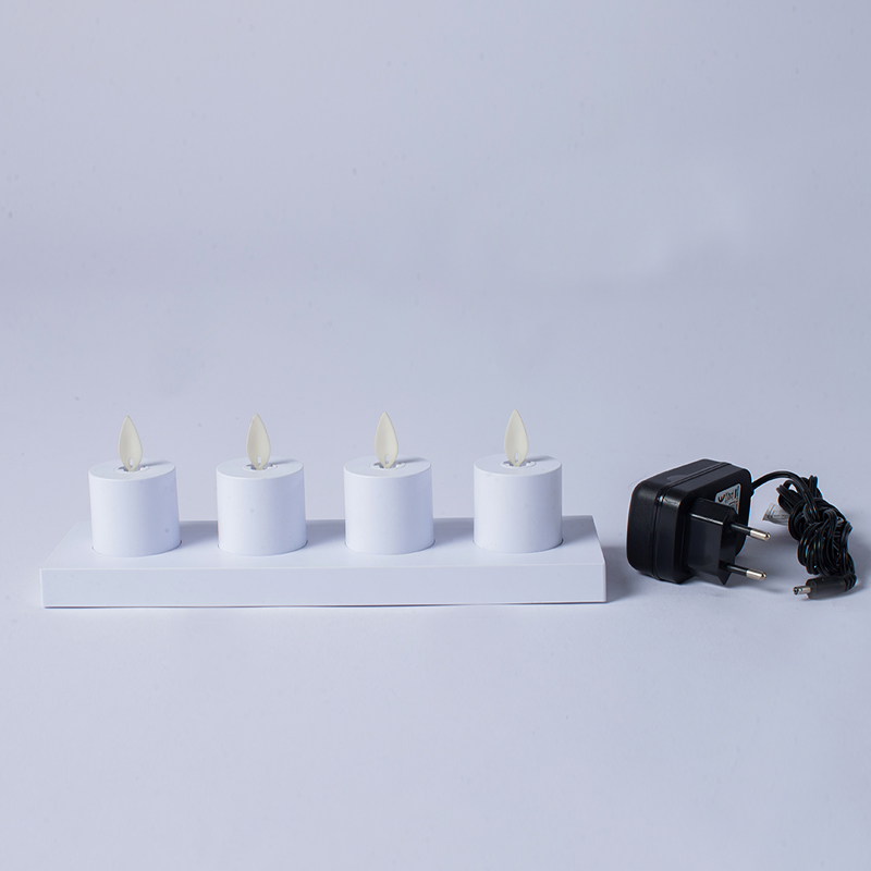 Confezione da 4 candele bianche induttive ricaricabili senza fiamma