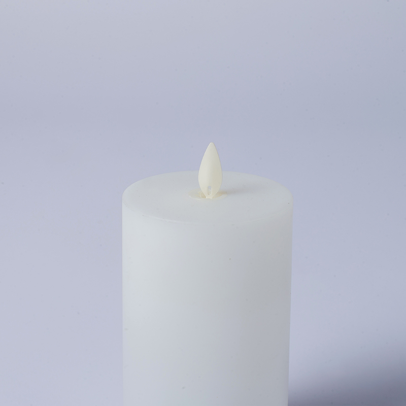 Set di 4 candele LED solari bianche